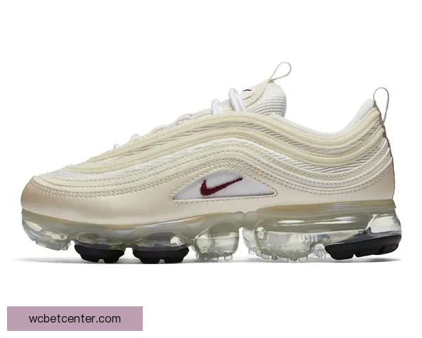 朱朱-沃特金斯今夏首发耐克签名鞋开启传奇之路